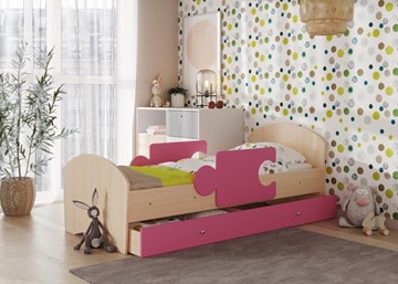 Кровать детская с бортиками и ящиком Мозайка, корпус Млечный дуб/фасад Розовый (ламели) в Шадринске