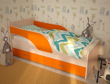 Кровать с бортиками Максимка, корпус Млечный дуб, фасад Оранжевый в Кургане