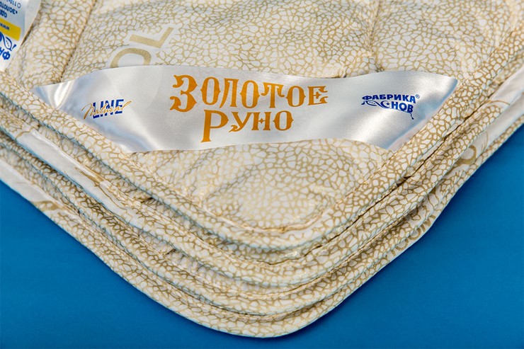 Одеяло всесезонное полутороспальное Золотое Руно в Шадринске - изображение 1