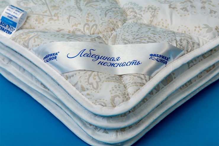 Одеяло всесезонное полутороспальное Лебединая нежность в Шадринске - изображение 1